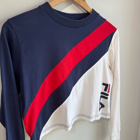 Fila Sporty Long Sleeve Cropped Top Sz XS Blue White Red Athletic Shirt Logo GUC - Picture 2 of 10